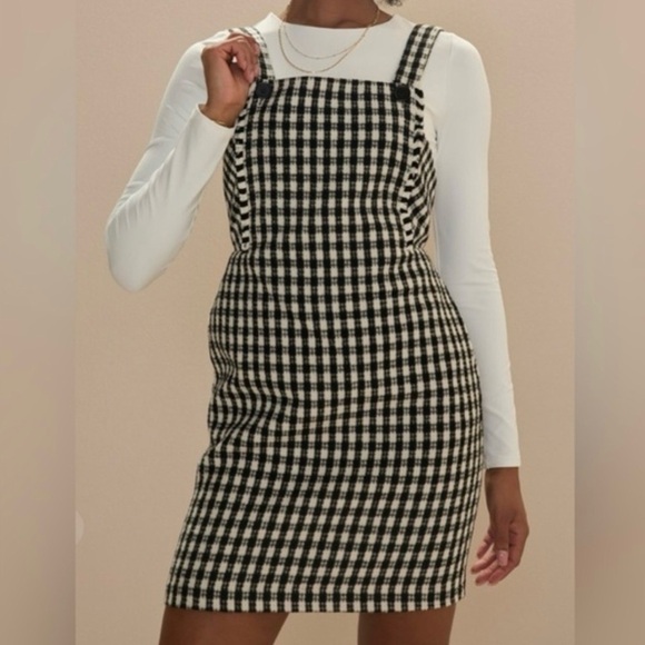 Francesca's Collections Dresses & Skirts - Francesca's Collections Black & White Gingham Mini Pinafore Dress